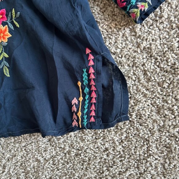 Johnny Was Womens Sz Large Annette Floral Embroidered Tunic Blue - Picture 3 of 11